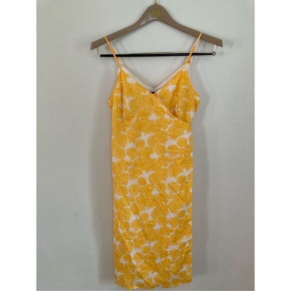 Mossino yellow and white floral wrap dress‎ - Picture 1 of 3